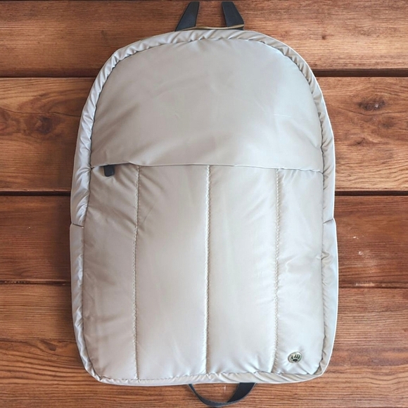 BEARPAW 15" Laptop Puffer Backpack Unisex Style BW-BBP1256  Sand NWT - Picture 14 of 14